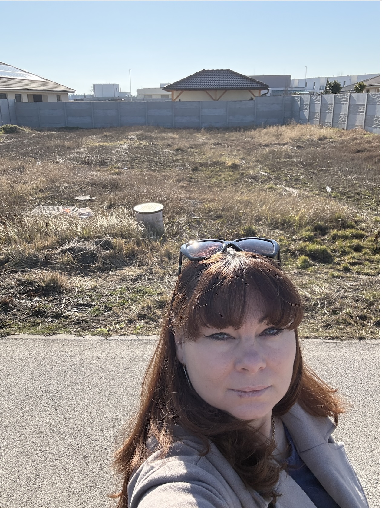 PREDANÝ - Stavebný pozemok so stavebným povolením – Miloslavov, časť Alžbetin Dvor (624 m²)