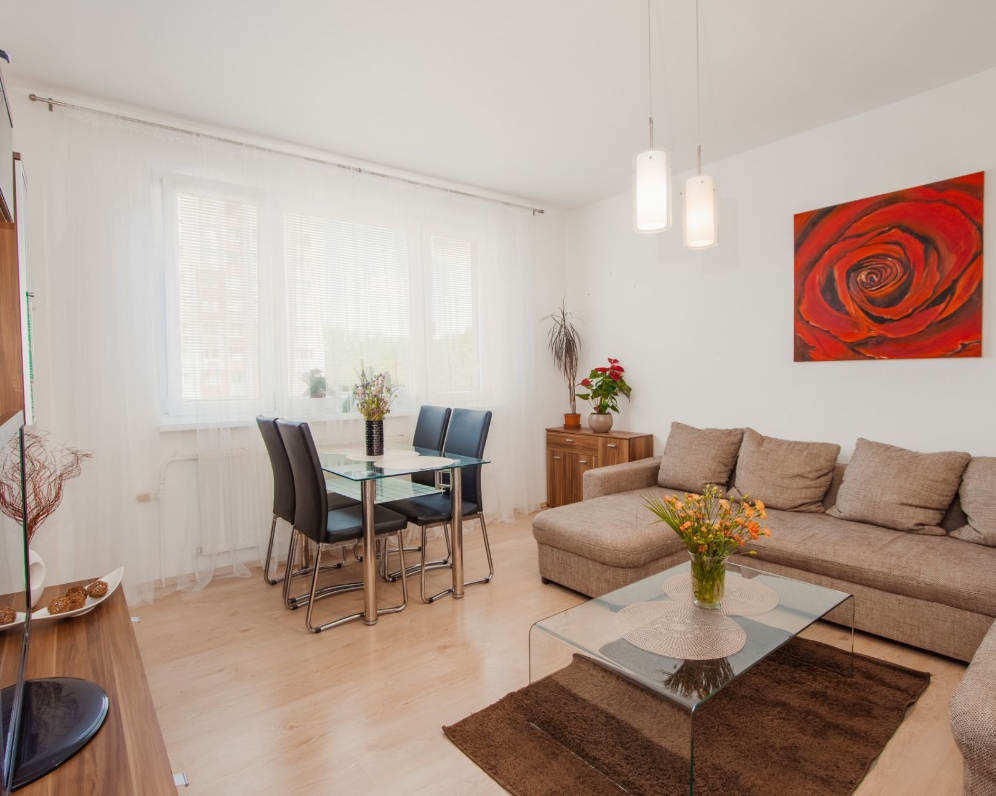 Predané - Moderne zrekonštruovaný 3-izbový byt s lodžiou